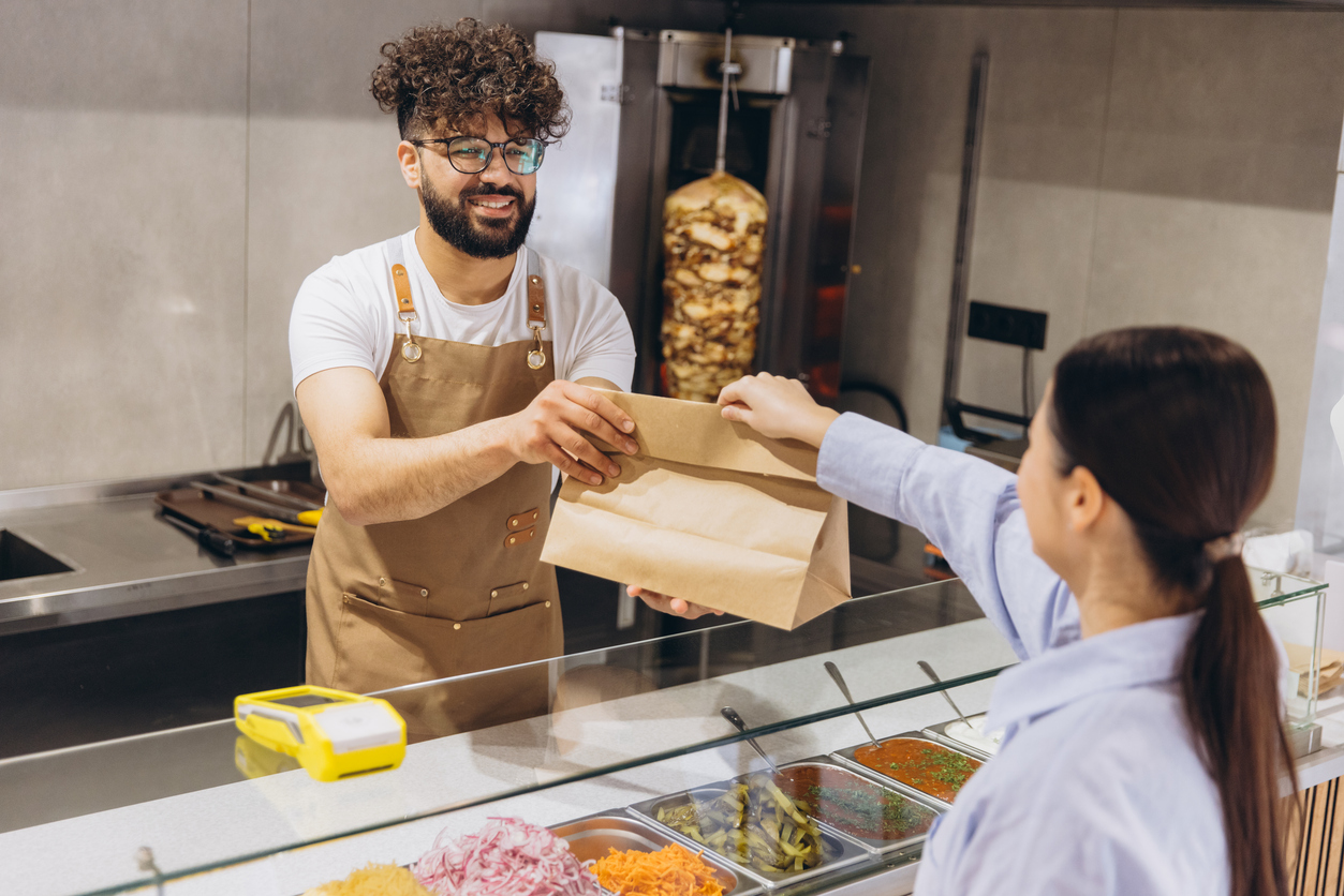 Jaka kasa fiskalna dla małej gastronomii? Praktyczny poradnik dla lokali gastronomicznych Kraków 2026